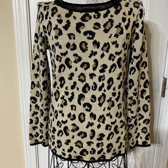VELVET by Graham & Spencer Leopard Print Sweater Size Small Long Sleeve Pullover - Picture 5 of 12